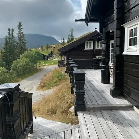 B Luxurious 4 Bedroom Mountain With Gaustatoppen View Сasa de vacaciones *